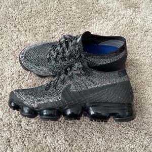 SOLD-Nike Flyknit Vapormax Oreo🖤